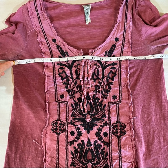 Free People Mauve Tunic with Black Embroidery Lace Up Raw Hem Festival Boho - Picture 8 of 9